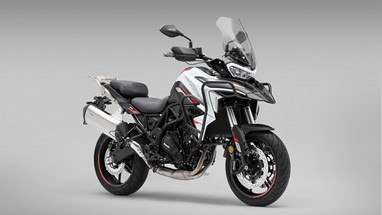 Benelli TRK 702 EU5+ | Moto | Touring
