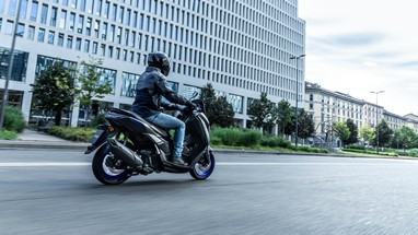 Yamaha NMAX 125 2025 | Scooter | Desporto