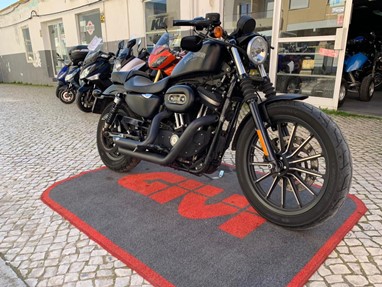 Harley-Davidson 883 Iron | Moto