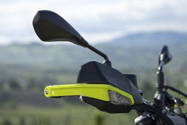 Benelli BKX 300 | Moto | BKX