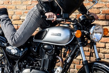 Benelli Imperiale 400 | Moto | Classic