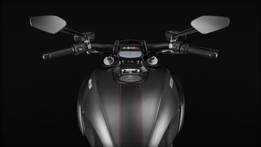Ducati Diavel Carbon | Moto | Diavel
