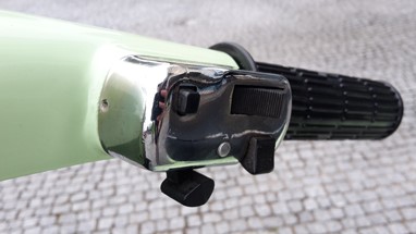 Vespa 50 50S c/ kit 75cc | Moto Clássica