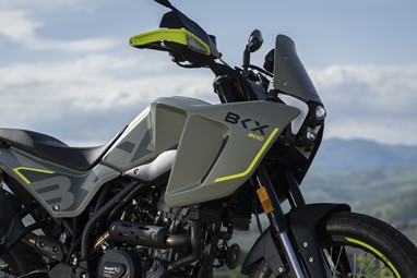 Benelli BKX 300 | Moto | BKX