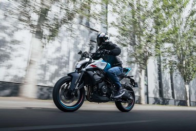 CFMOTO 450NK | Moto | Naked