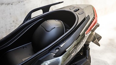 Yamaha X-MAX 400 | Scooter | Scooters