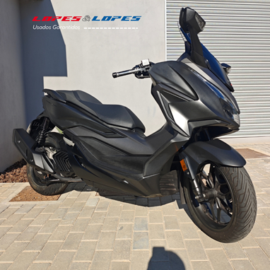 Honda Forza 125 | Scooter