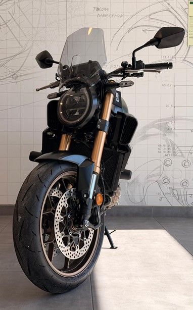 Honda CB 650R E-Clutch | Moto
