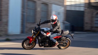 Yamaha XSR900 2025 | Moto | Sport Heritage