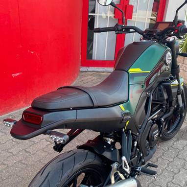 Benelli Leoncino 250 | Moto