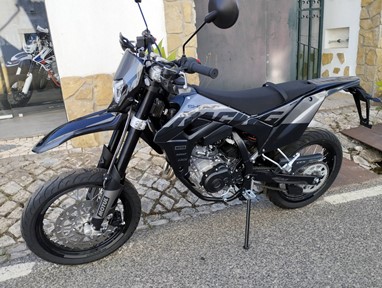 SHERCO125 SM 4T Blackmoon - Nova - 0 km - Em stock | Moto