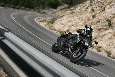 Kawasaki Z800 e Version | Moto | Sport