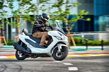 Daelim S3 250 FI Advance | Scooter | Scooters