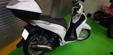 Honda SH 125 | Scooter