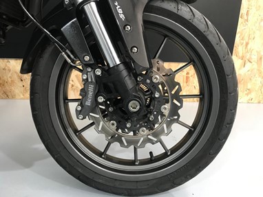 Benelli BN 302 | Moto