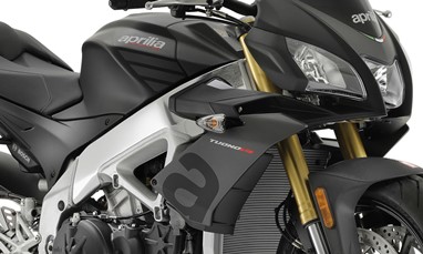 Aprilia Tuono V4 RR | Moto | Motos