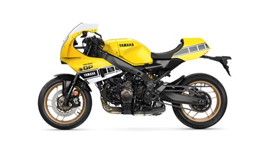 Yamaha XSR900 GP 2026 | Moto | Sport Heritage