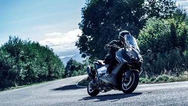 Yamaha TMAX 25th Anniversary 2026 | Scooter | Desporto