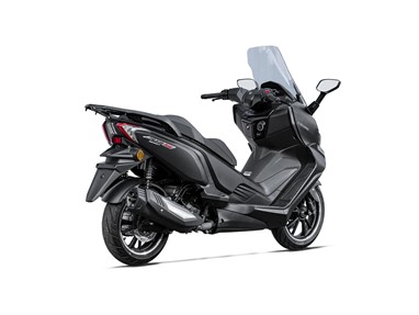 CYCLONE RT3s | Moto | Scooter