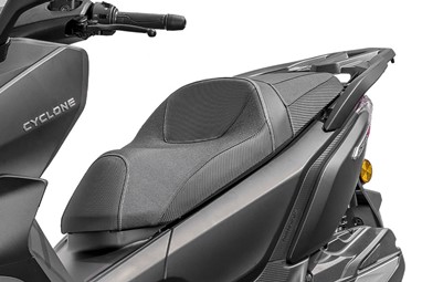 CYCLONE RT3s | Moto | Scooter