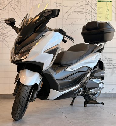 Honda Forza 350 | Scooter
