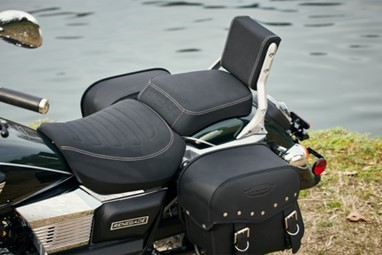 UM Renegade Classic Deluxe | Moto | Cruiser
