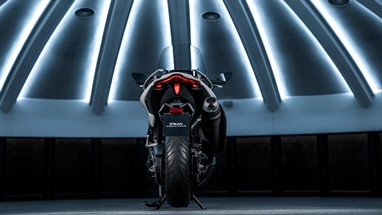 Yamaha TMAX Tech MAX 2026 | Scooter | Desporto