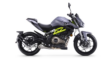 QJ Motor SRK 400 | Moto | Street