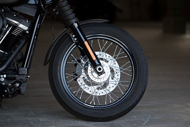 Harley-Davidson Street Bob | Moto | Softail