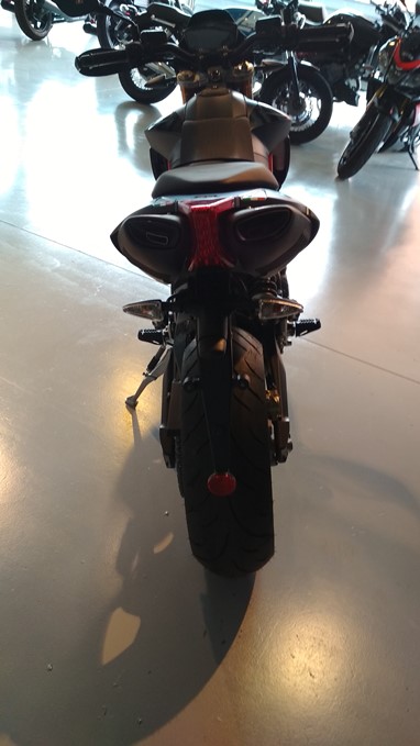 Aprilia Dorsoduro 900 | Moto