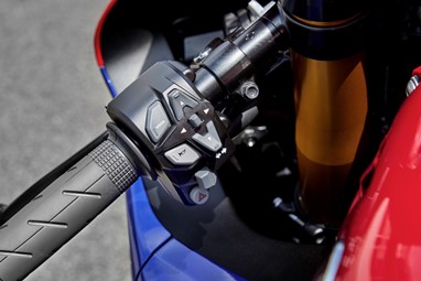 Honda CBR1000RR-R Fireblade SP 2021 | Moto | Super Sport