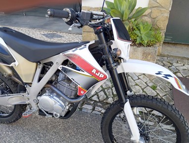 AJP PR3 240 Enduro - 2020 - Muito estimada e Original | Moto