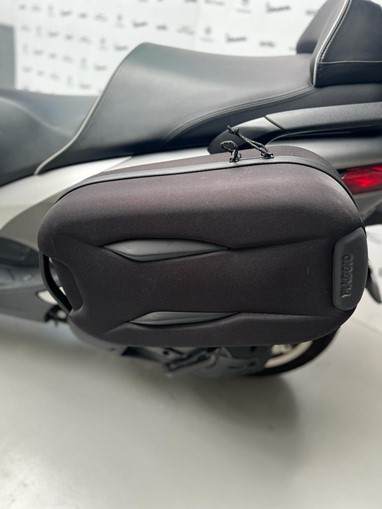 Piaggio MP3 MP3 500 | Scooter