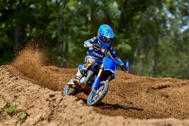Yamaha YZ65 2026 | Moto | Competição