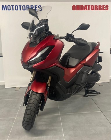 Honda ADV 350 | Scooter