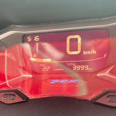 Honda PCX COM GARANTIA ATE 09/2029 E MAPIT | Moto