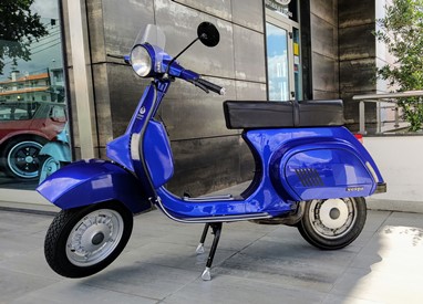 Vespa 50 PK | Scooter Clássica