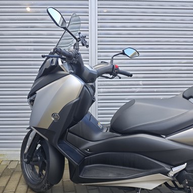 Yamaha X-Max 125 | Scooter