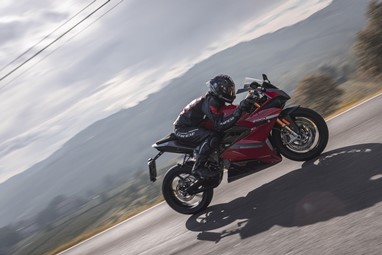 Energica EGO+ | Elétrica | Estrada