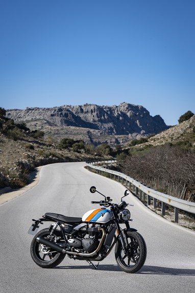 Triumph Speed Twin 900 2025 | Moto | Classics