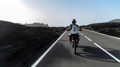 Yamaha Ténéré 700 World Raid 2026 | Moto | Aventura