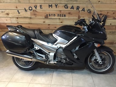 Yamaha FJR 1300 | Moto