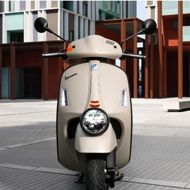 Vespa GTV 300 | Scooter | GTV