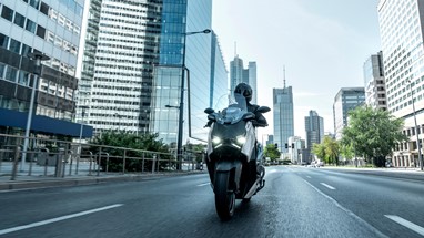 Yamaha XMAX 300 Tech MAX+ 2025 | Scooter | Desporto