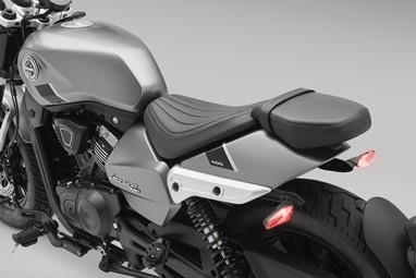 Benelli BOBBER 400 | Moto | Cruiser