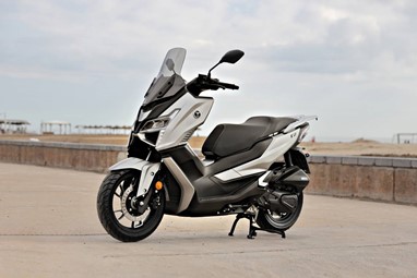 Voge SR1 125 | Scooter | Scooter