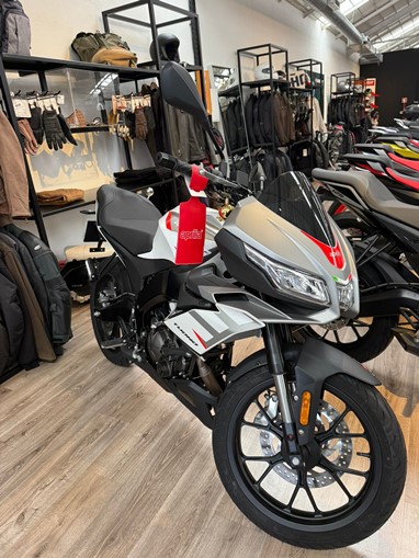 Aprilia Tuono 125 | Moto