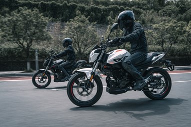 Keeway RKS 125 | Moto | Roadster