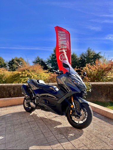 Yamaha TMax Tech Max | Scooter Elétrica