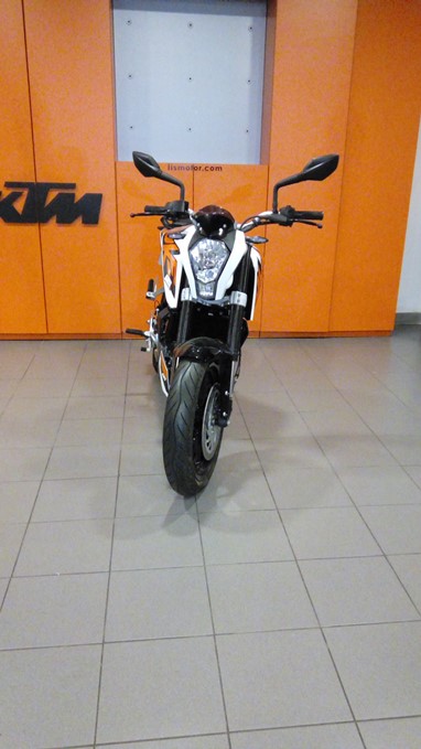 KTM DUKE 125 i ABS | Moto